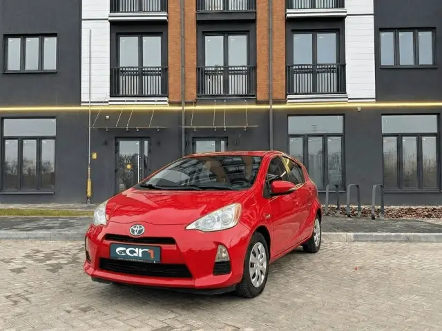 Toyota Prius C 2015